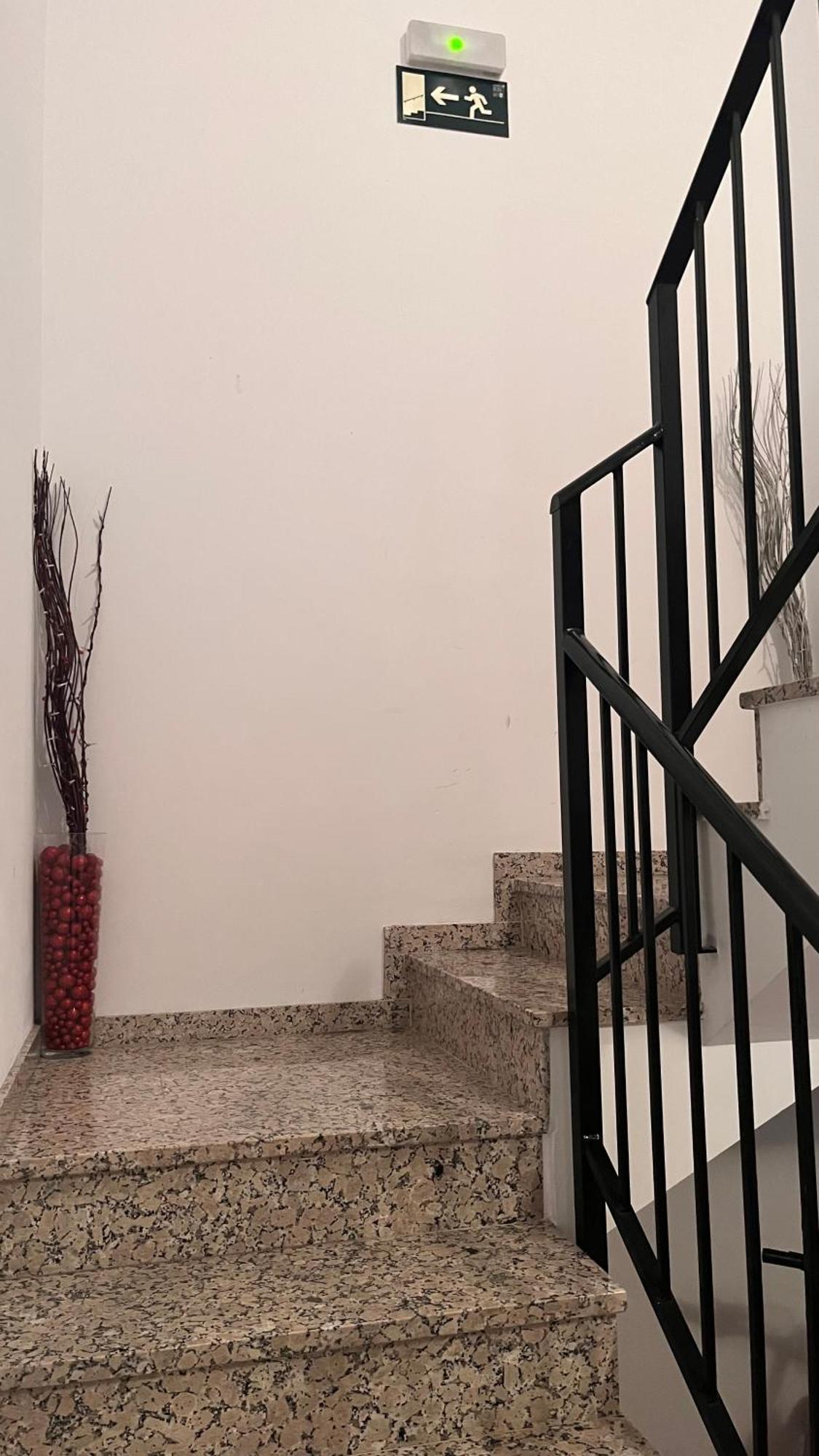 Ca Lidia - Apartamentos Turisticos El Balconet 베니만텔 외부 사진